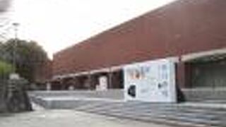 時間が合わず入場できず。