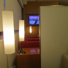 キャセイパシフィック ファーストアンドビジネスクラスラウンジ