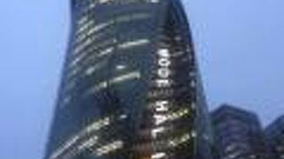 インパクトあるビル