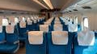 車内販売は回ってきましたが品揃えが少ないです