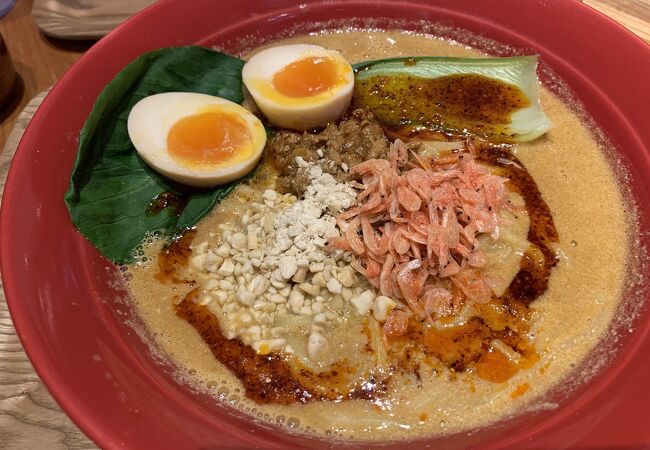 海老味噌坦々麺