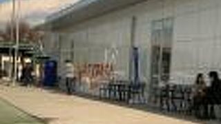 広くて綺麗なサービスエリア