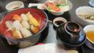 お食事もできます