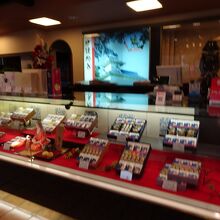 「伊達絵巻」もたくさん販売されています。