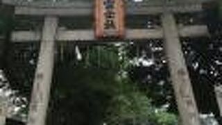 前方後円墳に合祀