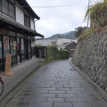 二王座歴史の道の坂道