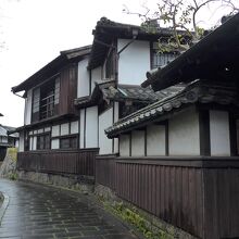 二王座歴史の道から見た旧真光寺