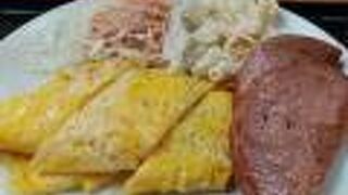 庶民的な沖縄料理が充実