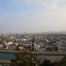 今治の街並みが見えます