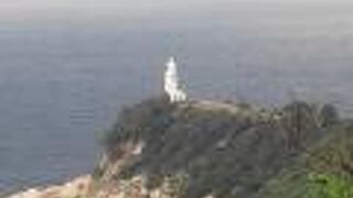 白亜の美しい灯台