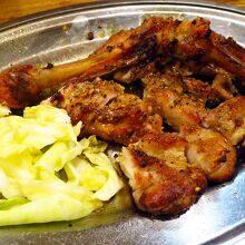 骨付鶏（ひな） / Baked Chicken