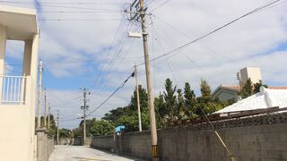 阿嘉島と大橋でつながっています。