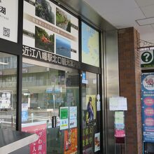 駅からは案内矢印ですぐわかります