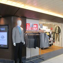 ここはユニクロです