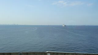 トンネル内はスピードが落ちます。