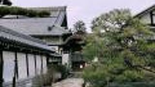 信長の菩提寺、ゆかりの品も多数展示