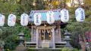 奉安殿の隣にある小さな社『八坂神社』