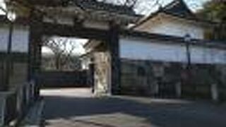 現存する旧・江戸城最古となる建築遺構の城門です！