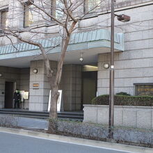 入り口でチェックあり