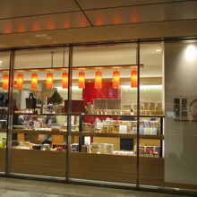 地下1階の日本橋案内所