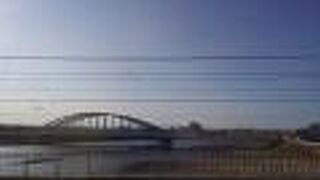 地上も走ります