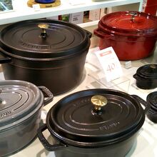 「Staub」のお鍋なども