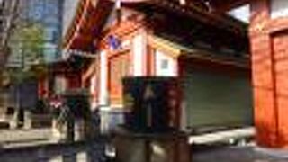 「鉄製天水桶」は必見です