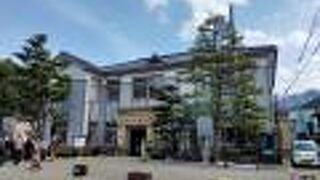 町の中心で目印にも便利