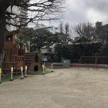 境内の公園