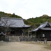 山中にこれほどの寺院があるとは。書写山とともに西播磨では必見です。