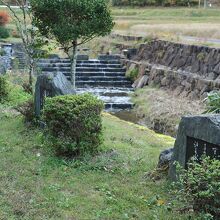 ほたるがすむ川沿いにある