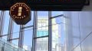 駅ナカ（改札外）のカフェ