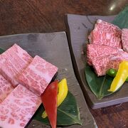 鶴橋駅降りて焼肉店が軒を連ねる所にあるお店