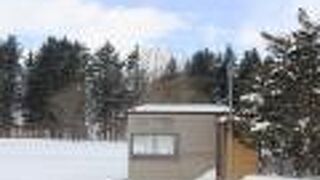 ３０年ぶりに行きました。利尻富士が美しく見える展望台です。