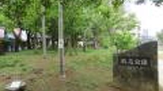 国際通り沿いの小さな公園