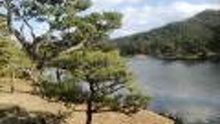 紀州藩の別邸としては規模が小さいかな。