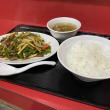 青椒肉絲定食