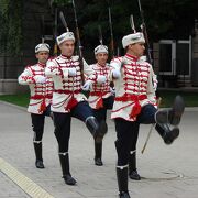 衛兵が交代する時に見学すべき