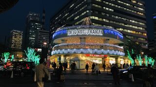 今年もクリスマスイルミネーションが施されました