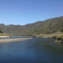 これぞ四万十川といった景色です