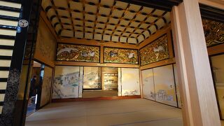 絢爛豪華でとても広かったです。