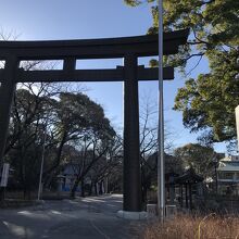 名古屋城三の丸に鎮座しています。