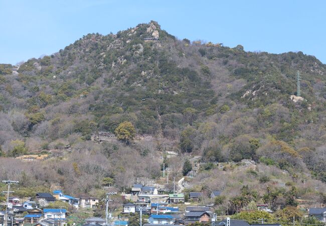 綺麗な山