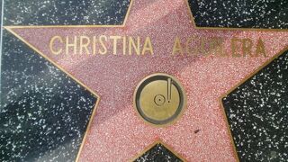 観光客だらけです。