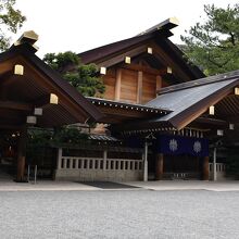 熱田神宮の神楽殿