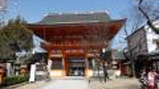 八坂神社の正門