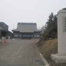 真宗大谷派のお寺です