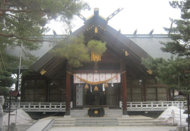 やはり想像通りの立派な神社でした