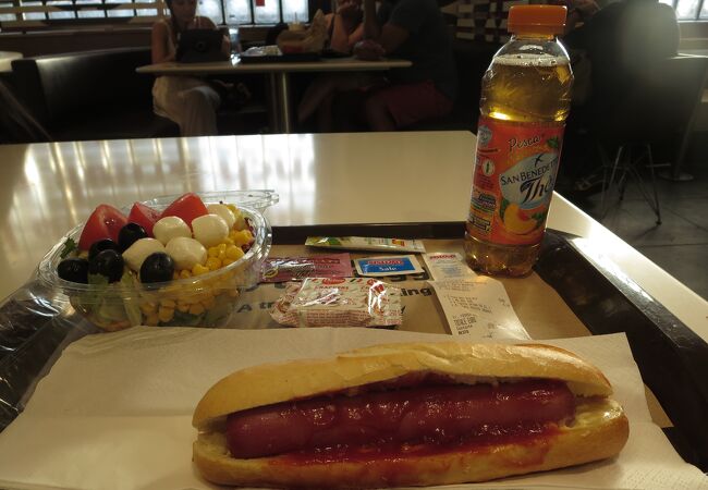 シェフ エクスプレス (フィレンツェ サンタ マリア ノヴェッラ駅店 