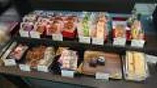 桜どら焼きは、春らしいお菓子でした